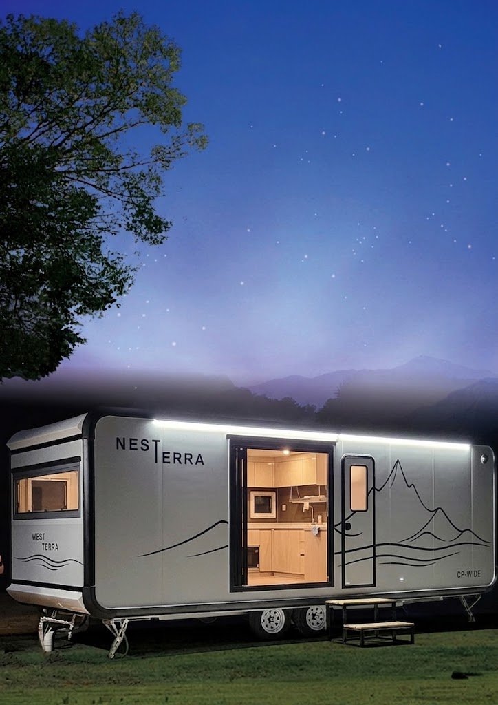 夜のNESTERRA展示車両